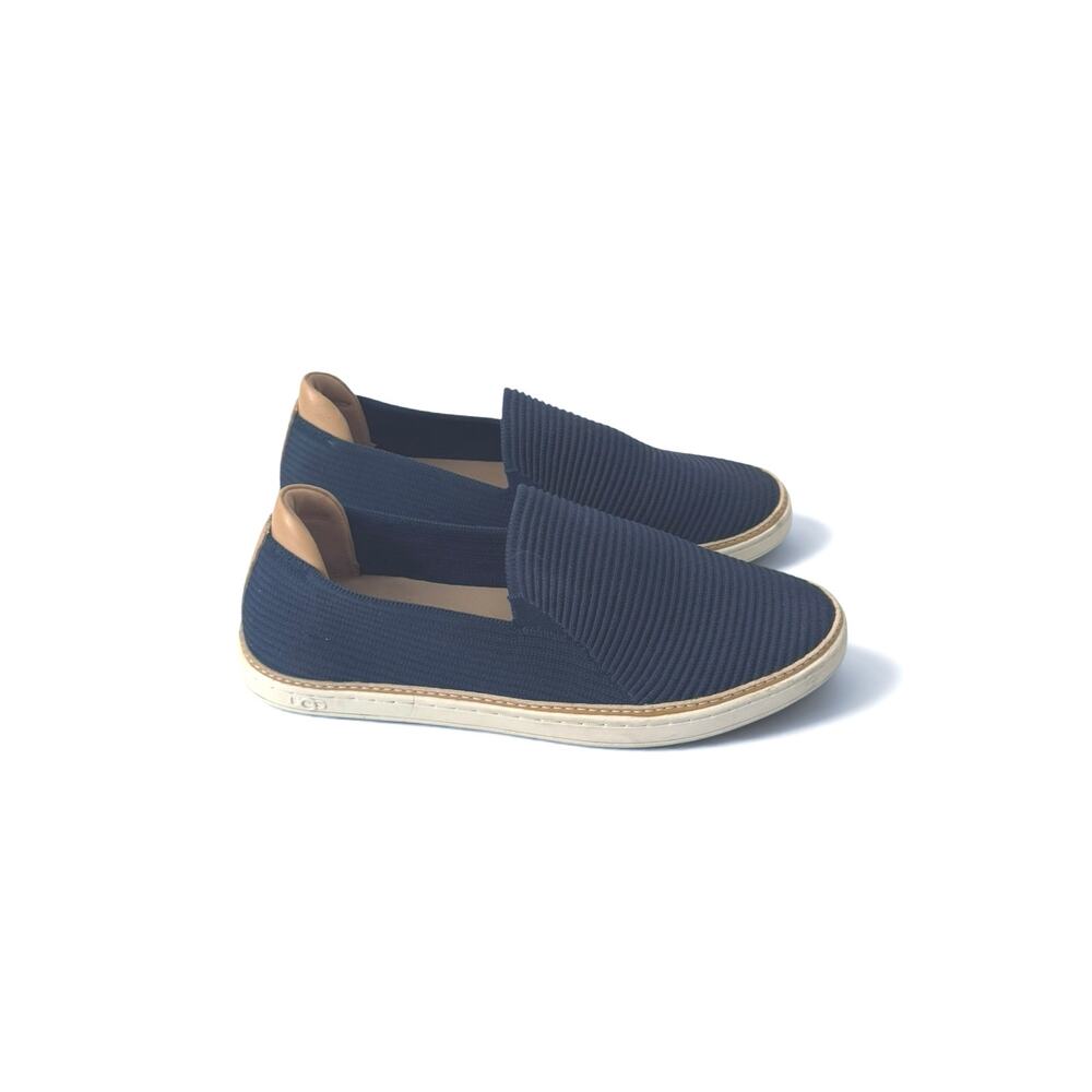 UGG Women’s Sammy Slip-On Navy Rib-Knit Sneakers Shoes Size 9.5 M